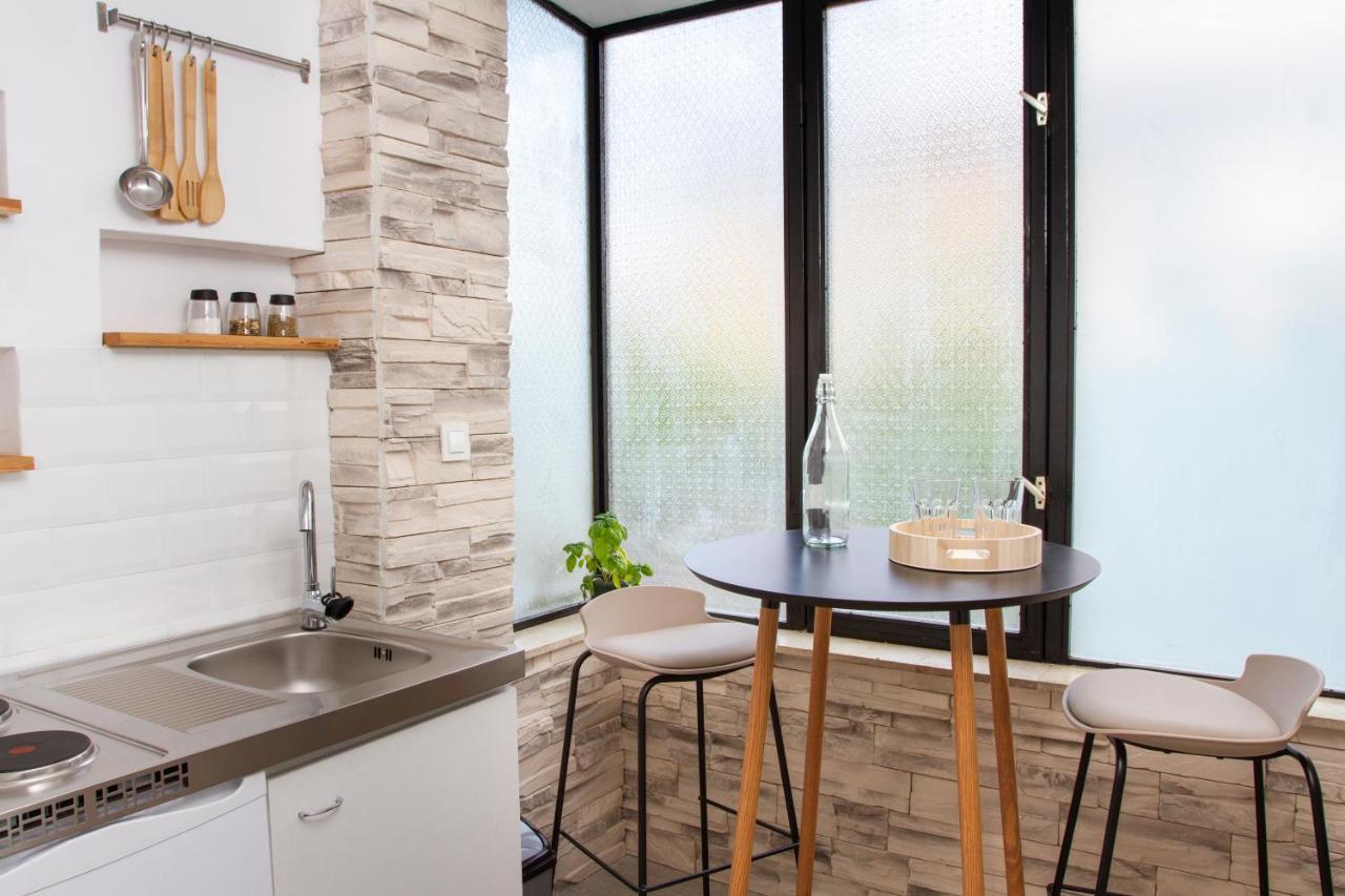 Vinea Suites Trogir Bagian luar foto